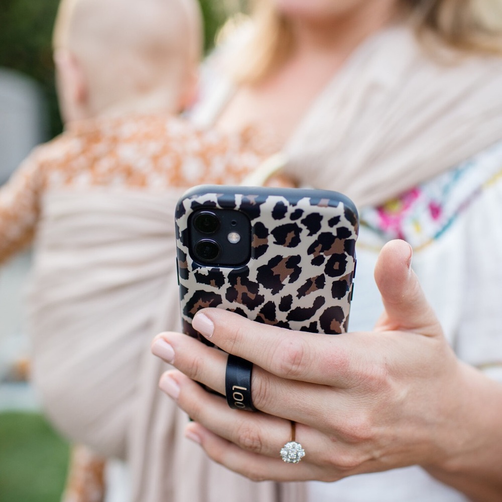 Leopard Loopy iPhone 11 Pro Case
